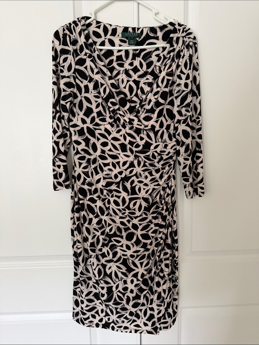 Lauren Ralph Lauren Black and Cream Abstract Wrap-Style Long Sleeve Dress